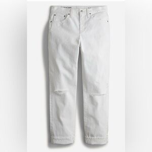 Slouchy Boyfriend Jeans

Mid-rise
Easy through hip and thigh, with straight leg.